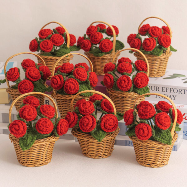 主图-04 Knitted wool multi-head rose small flower basket handmade knitted red rose potted plant decorative piece tableware gift