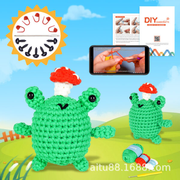 主图-08 New crochet material pack for DIY handmade knitting of a frog-shaped plush toy with yarn